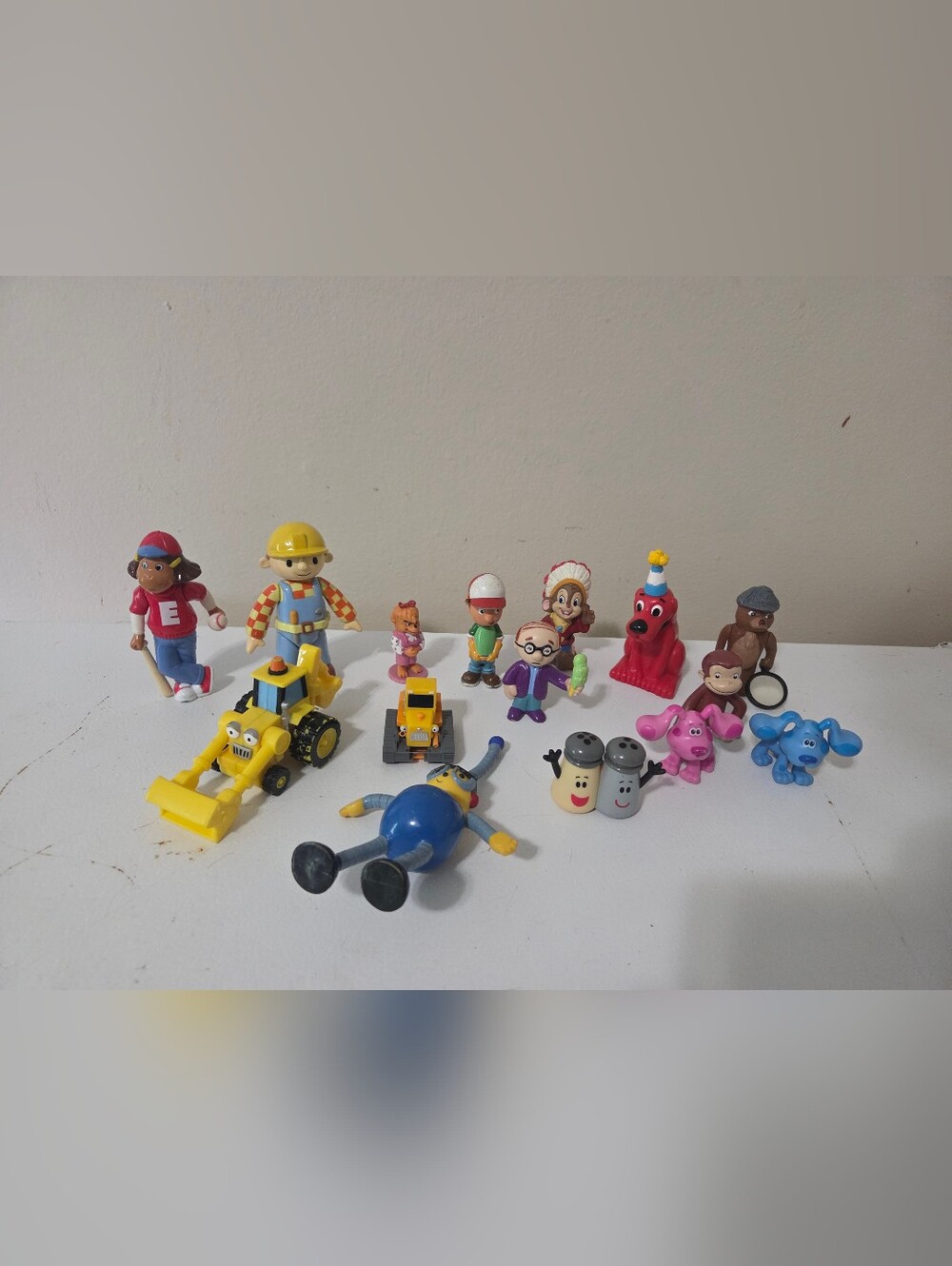Kids TV Charactets Set Of 15